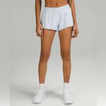 Lululemon Hotty Hot Low-Rise Lined Short 2.5” Powder Blue NWT 2023 Release Sz 10 Photo 2