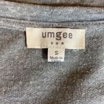 Umgee Gray T-Shirt Dress with Embroidered Multicolored Flowers Size Small Photo 10