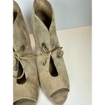 Badgley Mischka  Women's Size 8 Beige Peep Toe Stiletto Heel Bootie EUC Photo 7