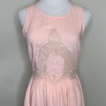 Socialite Pale Peach Pink Dress Lace Inset Sz Small Photo 2
