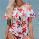 ALBION FIT  the Wave Le Fleur White Floral Swimsuit Size XL EUC #2152 Photo 0
