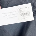 Lane Bryant NEW LIVI Seamless Fitted Sleeve Detail Crop Tee in Black Size 18/20 Photo 6