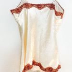 No Boundaries Y2K Lace Trim Cami Beaded Photo 4