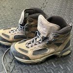 Vasque hiking boots Size 8 Photo 1
