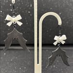 Hanging Bat Dangle Earrings with White Bow – Spooky Cute Halloween Jewelry Black Photo 2