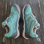 Columbia  Pine Bluffs Hiking Outdoor Sneakers Women's Size 7 Photo 3