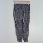 Lululemon Ready to Rulu Jogger Photo 9