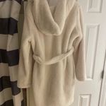 UGG  Aarti plush faux shearling hooded robe with belt cream size large Photo 3