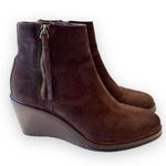 Clarks Clarkdale Brown Suede Wedge Boots Women’s Size 7.5 Fall Vibes Autumn Boot Photo 0