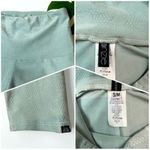 Onzie Jacquard Midi Leggings in Glacier Camo Jacquard - S/M Photo 10