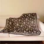 Alexander McQueen Authentic  Scarf Skull Skeleton Skulls Black and White Photo 1