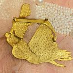 Vintage Art Deco Style Gold Tone Seated Woman Lady Figural Unique Pin Brooch Photo 2