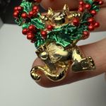 AJC Kitty Cat & Christmas Holly Berry Wreath Enamel Brooch Pin Gold Tone Signed Photo 7