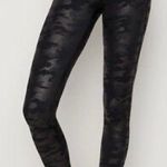 Spanx Faux Leather Glossy Camo Matte Black shaping slimming Leggings Sz L Photo 0