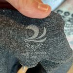 Gray Form Fitting Compression Athletic Shorts Size undefined Photo 4