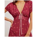 Free People NWT  Everyones Favorite Mini Dress Red Floral V Neck Tie Boho‎ Size S Photo 2