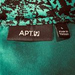 Apt. 9  Large Top Sleeveless Lined Abstract Rear Zip Scoop Neck Pleated Neck Green Photo 7