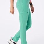 FIGS  Surgical Green High Waisted Yola Scrub Pants S/P Photo 1