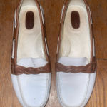 Nine West  Loafers White With‎ Brown Leather Women's 7 Photo 0