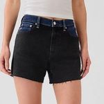 Gap  4" High Rise Girlfriend Denim‎ Shorts Raw Hem Blue Black Size 32 Photo 0