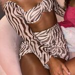 Princess Polly zebra printed set Photo 1