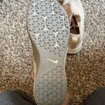 Nike Pink Running Shoes Photo 2