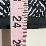 Wanna B  Vest Women's Large Black and White Zipper Pockets Quilted Fall Winter Photo 6