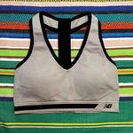 New Balance sports bra Photo 0