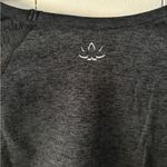 Beyond Yoga Long Sleeve Cropped Top Size XL Photo 6