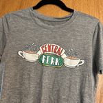 FRIENDS Central Perk Gray Short Sleeve Shirt Size M Photo 1
