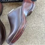 Hillard & Hanson  womens Brown Slip-On Shoes size 8 Photo 1