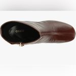 Guess  Rich Brown Heeled Boots Size 9 Photo 4