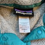 Patagonia  gray with teal detail fleece pullover size medium Photo 3