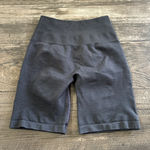 Alphalete Amplify Short 6.5” Photo 0