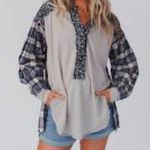 Boutique Three Bird Nest Top Photo 0