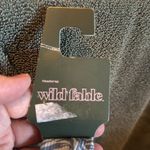 Wild Fable NWT  Blue and White Tiger Striped headband with Elastic Photo 1