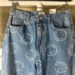 H&M x SMILEY Wide Leg Denim Jeans with Smiley Faces Size 2 Blue Photo 3