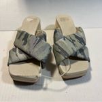 Sanctuary Sandals Women's Lively Slide Sandals Multicolored Camo Sz 6.5 NWOT Photo 3