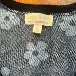 Black and White Floral Knit Vest Photo 1