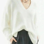 Urban Outfitters | UO Cream Rosie Cozy Oversized V-Neck Women's Size Small Photo 0