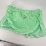 Old Navy Active Women XS Go-Dry Semi-Fitted Brief-Lined Shorts Light Green Photo 3