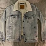 Levi's Sherpa-Lined Denim Trucker Jacket Photo 0