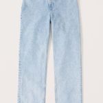 Abercrombie & Fitch Abercrombie Ultra High Rise 90s Straight Photo 2