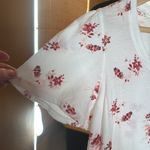 Lucky Brand  Shirt Lightweight Short Flutter Sleeve Tee Size Medium White Multi Photo 4