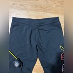 DKNY 🏷️🏷️Nwot cropped jogger sweats women’s Lg Photo 3