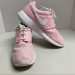Nike ,‎ LU2, Pink & White, Size Women’s 8 , Youth 6.5, ( see chart), tie closure. Photo 9