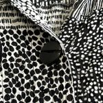 Habitat  Top Womens Medium Button Shirt Artsy Organic Swing Black White Crinkle Photo 4