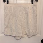 Nation Ltd  Women's White Chambray Casual Shorts Size L Photo 0