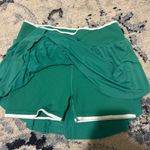 Green athletic skirt Photo 1
