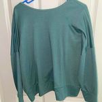 green pullover with cut out back Size XL Photo 0